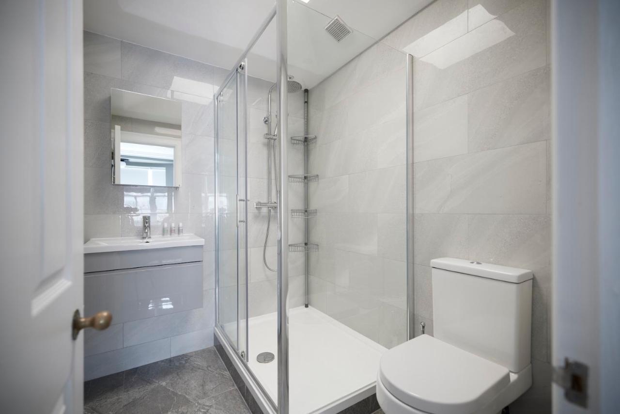 The South Kensington Wonder - Trendy 3Bdr House With Garden Apartment Londra Exterior foto